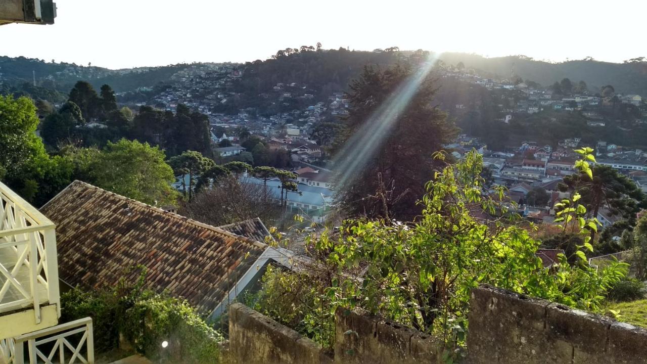 Apartamento Campos Do Jordao Villa Bagian luar foto